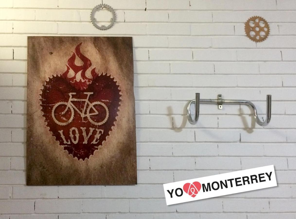 Departamento Completo A Pasos De Santa Lucia Mty Appartement Monterrey Buitenkant foto